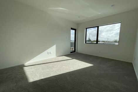 Photo of property in 75c Cardiff Road, Pakuranga, Auckland, 2010