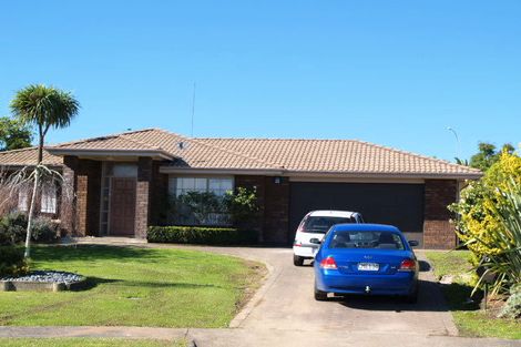Photo of property in 20 Crescent Hills Court, Northpark, Auckland, 2013