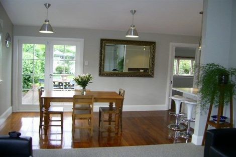 Photo of property in 124 Somerfield Street, Somerfield, Christchurch, 8024