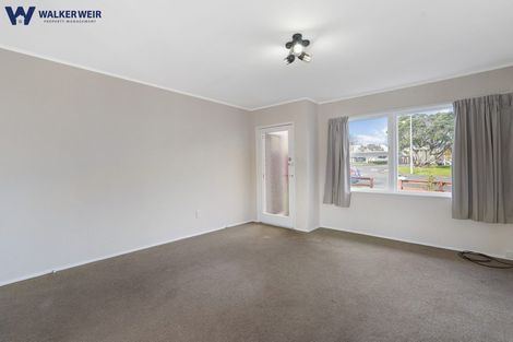 Photo of property in 3/680 Pakuranga Road, Howick, Auckland, 2010