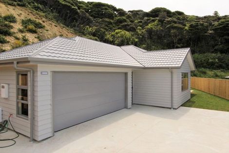 Photo of property in 16 Spritsail Place, Whitby, Porirua, 5024