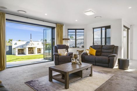 Photo of property in 6 Palazzo Drive, Papamoa Beach, Papamoa, 3118