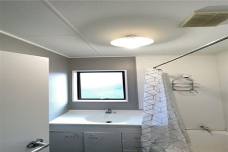 Photo of property in 28 Perth Street, Levin, 5510