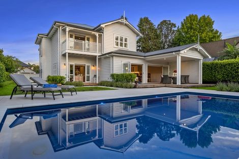 Photo of property in 4a Birchwood Grove, Greenhithe, Auckland, 0632