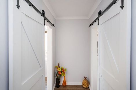 Photo of property in 6 Collins Crescent, Feilding, 4702