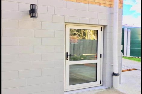 Photo of property in 1/113 Tirimoana Road, Te Atatu South, Auckland, 0602