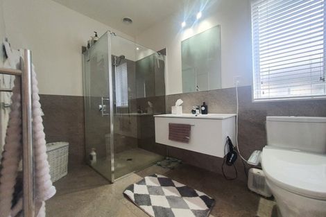 Photo of property in 5 Howden Lane, Golflands, Auckland, 2013