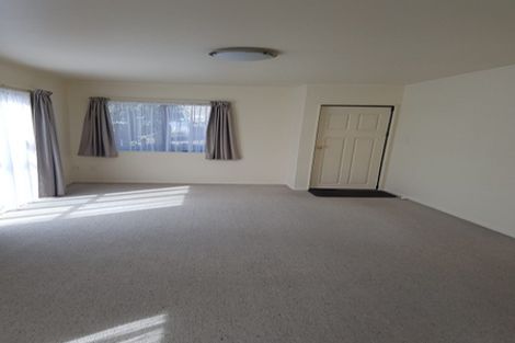Photo of property in 24/24 Eastglen Road, Glen Eden, Auckland, 0602