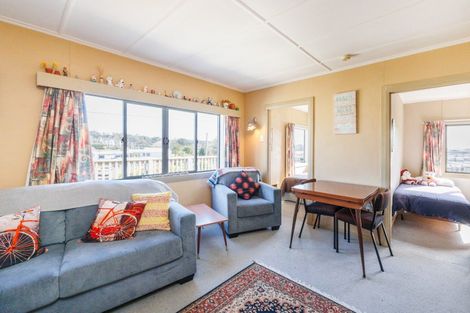 Photo of property in 51 Pratt Avenue, Foxton Beach, Foxton, 4815