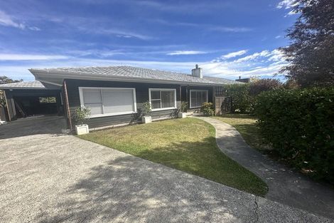 Photo of property in 28 Muritai Crescent, Havelock North, 4130