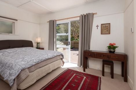 Photo of property in 52 Homewood Avenue, Karori, Wellington, 6012