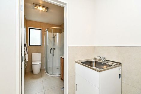 Photo of property in 4b Cronshaw Road, Karaka, Papakura, 2113