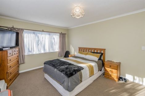 Photo of property in 21 Read Street, Levin, 5510