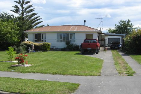 Photo of property in 5 Morris Road, Amberley, 7410