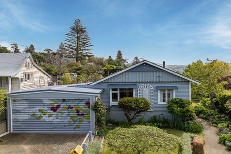 Photo of property in 8 Percy Street, Akaroa, 7520