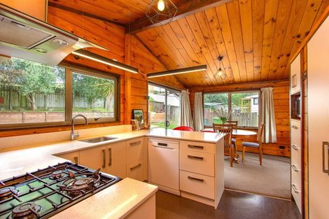 Photo of property in 4 Icarus Place, Sunnybrook, Rotorua, 3015