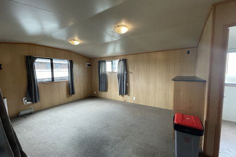 Photo of property in 9 Mahoe Street, Strandon, New Plymouth, 4312