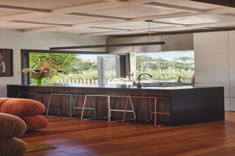 Photo of property in 72 West End Road, Westmere, Auckland, 1022