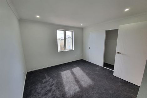 Photo of property in 11 Warbler Crescent, Papakura, 2110