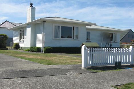 Photo of property in 6 Camden Street, Feilding, 4702