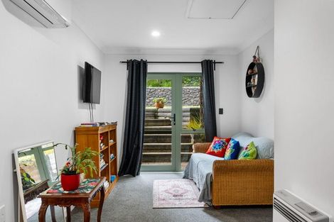 Photo of property in 8 Tironui Terrace, Western Heights, Hamilton, 3200