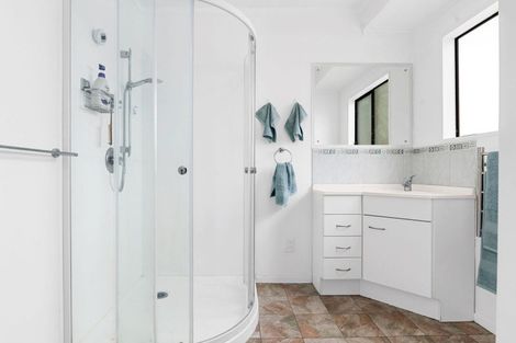 Photo of property in 393 Kahikatea Drive, Dinsdale, Hamilton, 3204