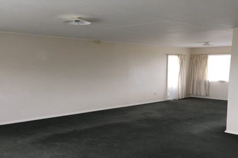 Photo of property in 42 Acacia Street, Kelvin Grove, Palmerston North, 4414