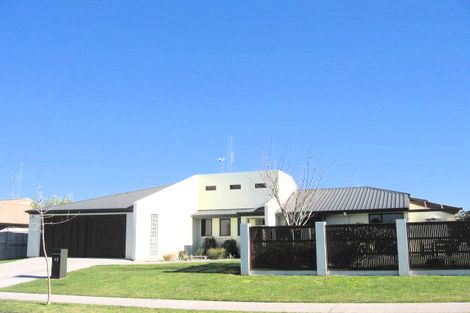 Photo of property in 27 Alconbury Drive, Rototuna North, Hamilton, 3210