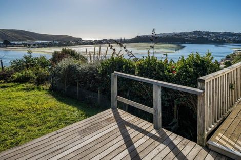 Photo of property in 15 Paekakariki Hill Road, Pauatahanui, Porirua, 5381