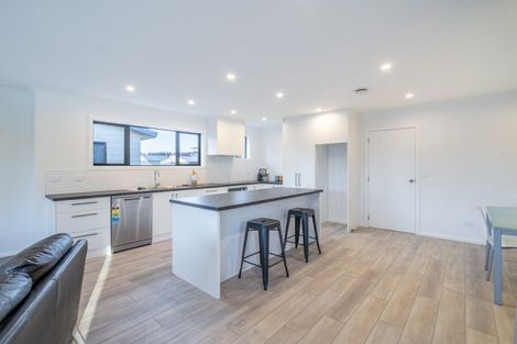 Photo of property in 143 Great North Road, Winton, 9720