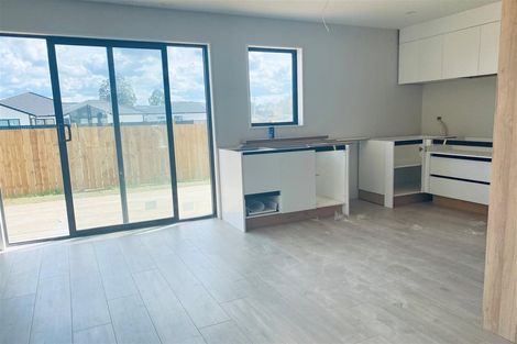 Photo of property in 6 Bliss Court, Takanini, 2110