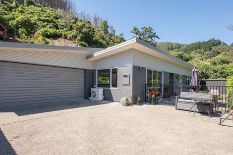 Photo of property in 3 Sugar Loaf Place, The Brook, Nelson, 7010