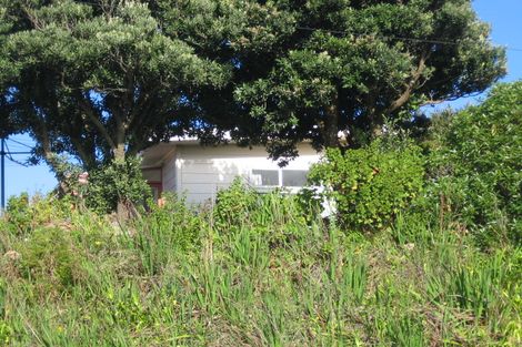 Photo of property in 39 Manuka Street, Otaki Beach, Otaki, 5512