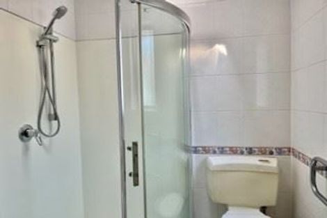 Photo of property in 98 Hillsborough Road, Hillsborough, Auckland, 1042