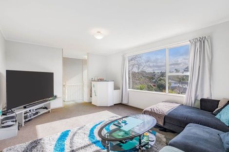 Photo of property in 9 Kilcar Place, Massey, Auckland, 0614
