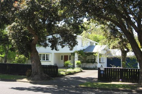 Photo of property in 36 College Street, College Estate, Whanganui, 4500