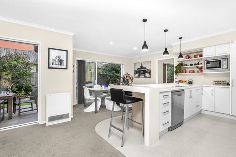 Photo of property in 12 Lombardia Way, Karaka, Papakura, 2113