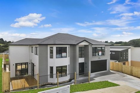 Photo of property in 16 Lumber Rise, Swanson, Auckland, 0614