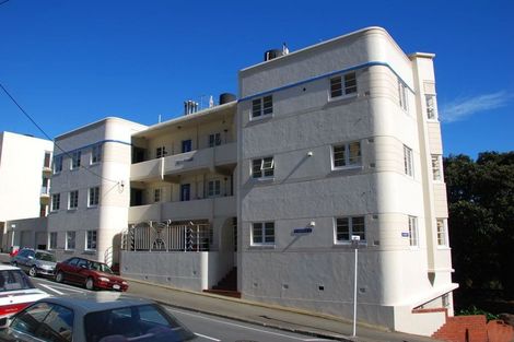 Photo of property in 82 Majoribanks Street, Mount Victoria, Wellington, 6011