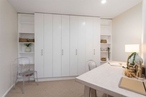 Photo of property in 92 Mccormacks Bay Road, Mount Pleasant, Christchurch, 8081