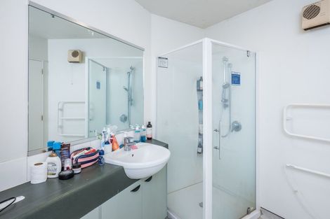 Photo of property in Hume House, 152uc The Terrace, Wellington Central, Wellington, 6011