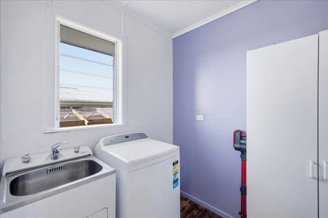 Photo of property in 9 Gordon Street, Te Puke, 3119