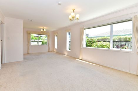 Photo of property in 32b Edward Avenue, Orewa, 0931