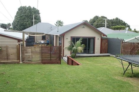 Photo of property in 36 Fitzroy Road, Fitzroy, New Plymouth, 4312