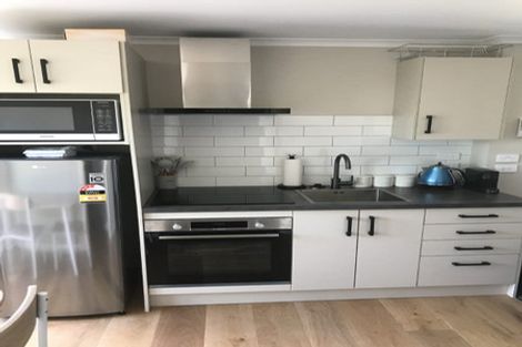 Photo of property in 2/33 Matai Road, Hataitai, Wellington, 6021