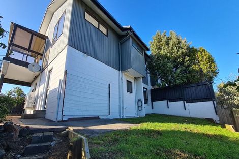 Photo of property in 2/25 Sartors Avenue, Northcross, Auckland, 0630