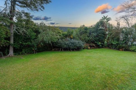 Photo of property in 59 Oreil Avenue, West Harbour, Auckland, 0618