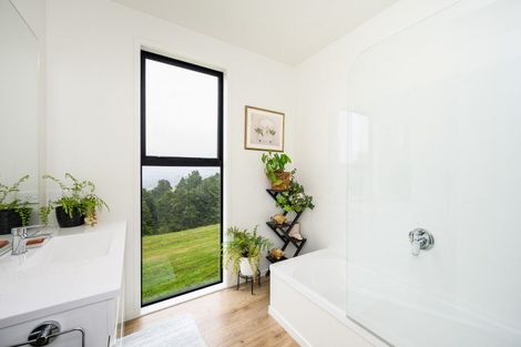 Photo of property in 114 Pigs Head Road, Whakapara, Hikurangi, 0184