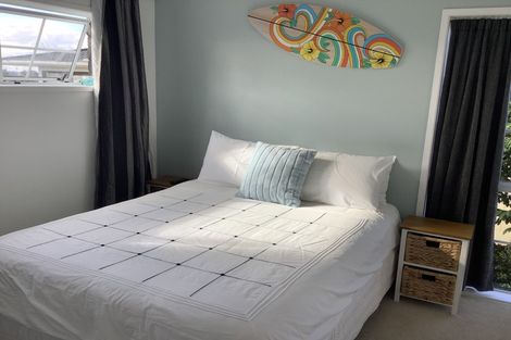 Photo of property in 2/28 Onepoto Road, Hauraki, Auckland, 0622