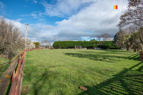Photo of property in 219 Outram-mosgiel Road, Mosgiel, Outram, 9073